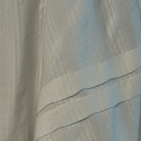 J. McLaughlin linen blend top - Picture 10 of 11